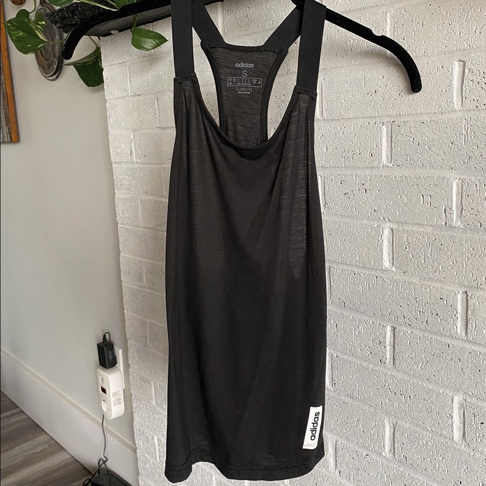 ⚫️ NWOT Black Tank ⚫️